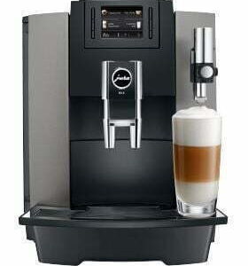 Jura WE8 - Fuldautomatisk kaffemaskine fra Jura. Hele bønner og frisk mælk.