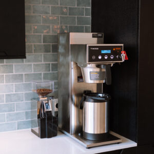 Leonel Valladares - Mellemristet kaffe - 5000g bøtte (cirkulær emballage) ØKO filterkaffe-kaffeløsning-Dept-Fetco-filterkaffemaskine-HORECA-ØNSK-kaffe