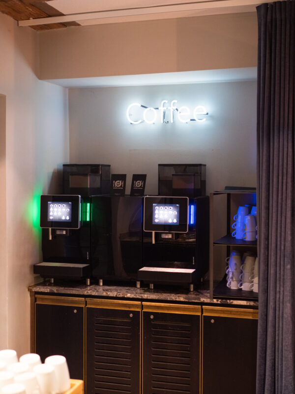 kaffeløsning-til-hotel-fuldautomatisk-kaffemaskine-til-hotel-Sankt Annæ Hotel-ØNSK