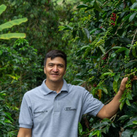 Cesar Sampertegui 2025 farm visit7